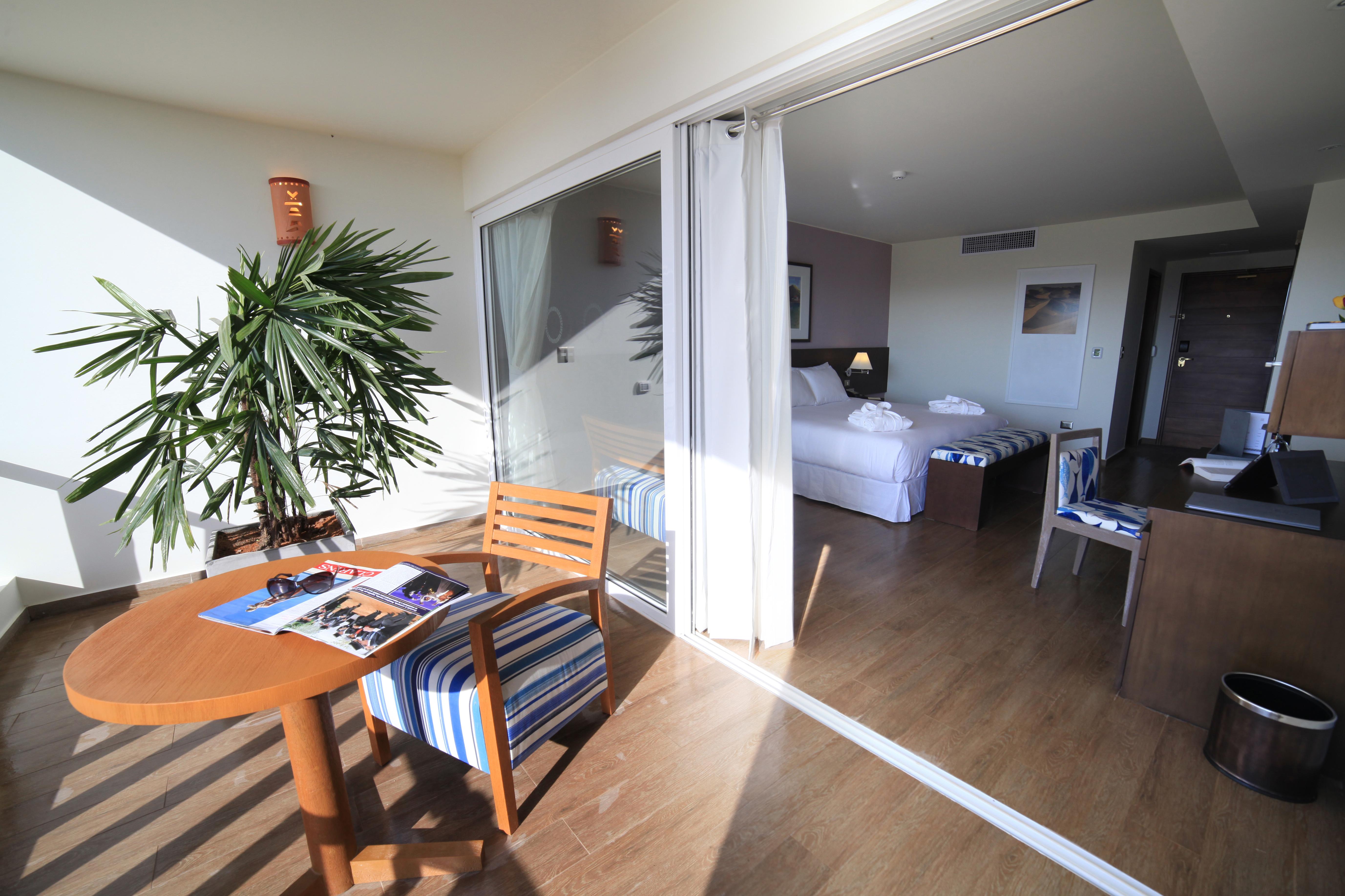 Aranwa Paracas Resort & Spa Exterior photo A room at the hotel